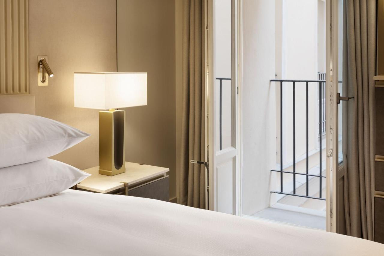 Jw Marriott Hotel Madrid Exterior foto